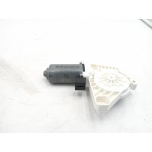 Moteur électrique de lève-vitre avant gauche pour VOLKSWAGEN Golf 7 Berline (12>) 5Q4959801B - Product Image 1