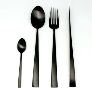 Usine en gros prix bon marché en acier inoxydable plaqué noir Designer longue poignée cuillère couteau et fourchette ensemble de couverts - Product Image 2
