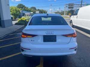 Audi A3 40 TFSI Premium FWD 2023 Usado, Color Blanco, Volante a la Izquierda, Llantas Cromadas R17, Asientos de Cuero, Sistema de Navegación, Arranque Remoto, Techo Solar - Product Image 4