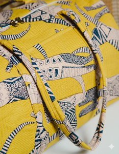 ของที่ระลึกงานแฮนด์เมดสีเหลือง ikkat กระเป๋าดัฟเฟิลกระเป๋าเดินทางแบบยุทธวิธีผ้าคอตตอนสุดสัปดาห์มีซิปปิดเป็นมิตรกับสิ่งแวดล้อมทนทานความจุมาก - Product Image 2