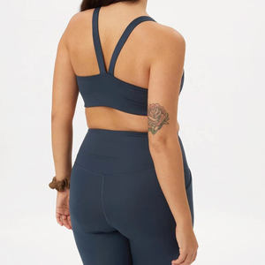 2025 Wholesale Women Simple Front Custom Logo Cross <b>Backless</b> Seamless Yoga Gym <b>Sport</b> <b>Bra</b> High Quality Made in Pakistan - Product Image 2