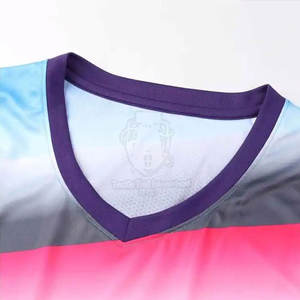 Uniforme de Baloncesto Sublimado de Tela de Alta Calidad con Nuevo Diseño, Uniforme de Baloncesto Personalizado con Nombre, Número y Logotipo - Product Image 4