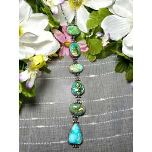 Collier Vicky Hicks en turquoise dorée Sonoran de haute qualité et perles d'eau douce avec chaînes en argent sterling serties de diamants, idéal pour un cadeau - Product Image 1