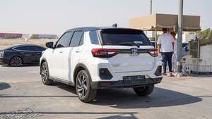 2024 usato Toyo Ta Raize 1.0L motore benzina Mini luce per auto sedili interni in pelle I-Force Max cambio automatico Premium - Product Image 2