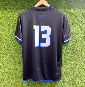 Maillots de football et de football d'équipe personnalisés en noir | Hommes Femmes Tailles Jeunes | Vêtements de sport légers à séchage rapide en gros - Product Image 3