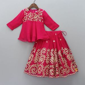 NEW---TRENDY DESIGN de broderie sur robe en soie KURTA & LEHENGA pour bébé & sa personnalisation dans n'importe quelle taille & couleur = 2023 - Product Image 1