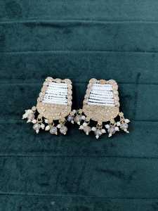 Mode Ombre Plaqué Perle Boucles D'oreilles pour les Femmes Usage Quotidien En Gros - Product Image 3