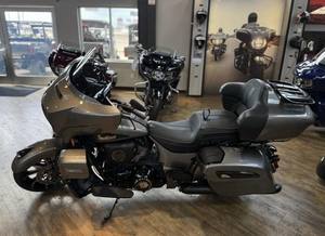 Premium IndiIan Motorcycle Road Master Dark Horse Heavy Metal - Product Image 5