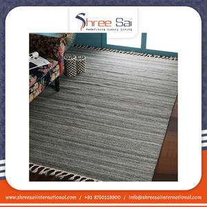 Vente en gros de tapis de sol en forme de rectangle brodés en jute 100%, faits à la main, utilisés pour la maison, l'hôtel et le bureau. - Product Image 6