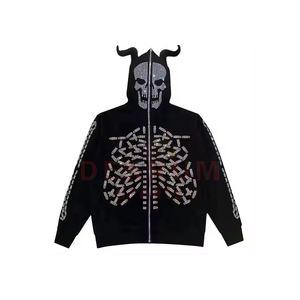 Jersey estilo de bolsillo hecho de alta venta Sudadera con capucha de diamantes de imitación tela transpirable hombres de alta calidad Sudadera con capucha de diamantes de imitación - Product Image 1