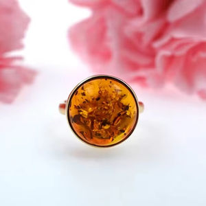 Anillo de ámbar dorado Anillo de ámbar blanco Anillo de oro Anillo de piedra amarilla Anillo de ámbar Báltico Joyería de ámbar Báltico Ámbar antiguo Oro de ámbar - Product Image 1