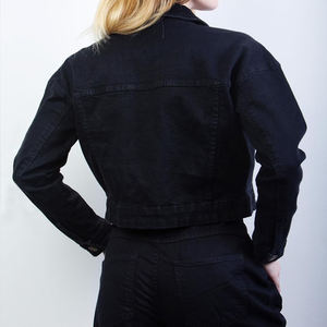 Streetwear Veste en jean pour femmes Services OEM ODM Veste en jean courte pour femmes de toutes tailles disponibles - Product Image 2