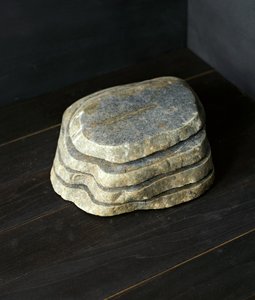 Tampons de caboteur à thé et à café en pierre arrondie à coupe naturelle les plus vendus pour le bureau et la maison - Product Image 1