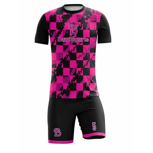 Ensemble d'uniformes de football personnalisés de haute qualité, à séchage rapide et respirants, avec technologie de découpe automatisée, service OEM, 100 % polyester - Product Image 5