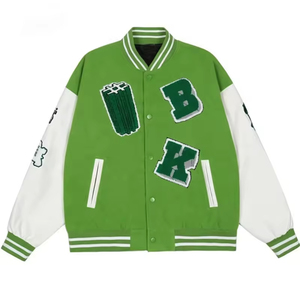 Chaqueta Varsity de inspiración vintage para hombre con letra frontal de chenilla y cierre de botón a presión perfecta para el estilo diario - Product Image 6