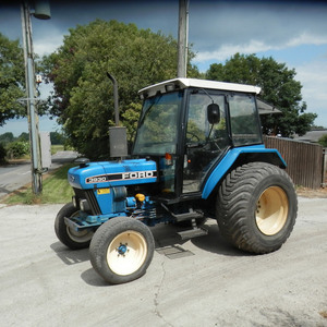 เกษตรกรรมที่มีประสิทธิภาพ Ford3930Tractor เครื่องจักรกลการเกษตรที่เชื่อถือได้ - Product Image 1