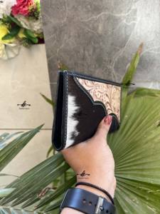 Nouveau design usiné à la main sculpture portefeuille pochette coque de téléphone élégant portefeuille en cuir de fourrure de vachette multi-usages cuir occidental Walle - Product Image 2