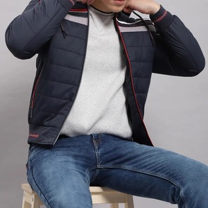 Chaqueta Acolchada Impermeable de Alta Calidad para Hombre con Capucha y Logotipo Frontal, Servicio Personalizado OEM/ODM - Product Image 4