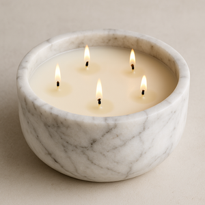 Nouvelle bougie en pierre de travertin de qualité supérieure avec deux mèches, cylindre texturé naturel artisanal sur base en marbre blanc, luxe durable - Product Image 3