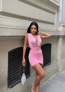 Robe midi moulante rose à col carré et froncée, sans bretelles, en coton tissé uni, taille naturelle, respirante, avec superposition transparente, pour le bureau - Product Image 4