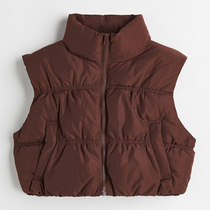 Veste en duvet matelassée d'hiver, imperméable, de couleur brillante, vestes courtes sans manches pour femmes avec logo personnalisé - Product Image 4