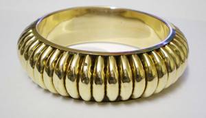 Brazalete de Cobre Chapado en Oro con Diseño de Canalé Vertical Liso de Lujo para Mujer, Brazalete de Diseño de Globo Ancho de Moda, Elegante y con Alto Pulido - Product Image 3