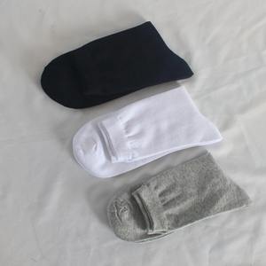 Calcetines de algodón puro para hombre Otoño Invierno Negro Blanco Negocios Casual Hombres y mujeres Alta calidad Tallas grandes - Product Image 4