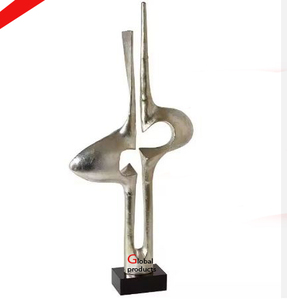 Objet décoratif en aluminium et métal fini argent de grande qualité avec base pour la décoration intérieure du bureau de l'hôtel - Product Image 1
