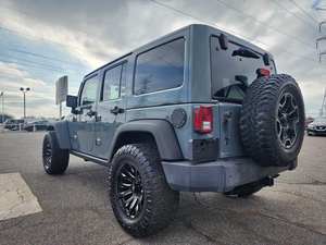 2015 JE-EP WRA_NGLER RU-BICON 6L 4WD SUV 285hp - Product Image 2