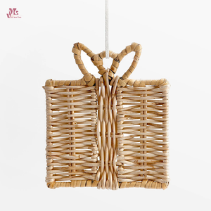 Decoración navideña de mimbre hecha a mano para adorno de árbol colgante de Navidad de Vietnam - Product Image 3