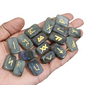 ชุดรูนทรงลูกบาศก์ลาบราดอไรต์ธรรมชาติหินคริสตัลแกะสลักจากแร่หินธรรมชาติสไตล์ฮวงจุ้ยขายส่ง - Product Image 4