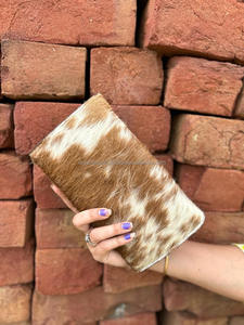 ใหม่ตะวันตกมือเครื่องมือและผมบนหนัง Cowhide กระเป๋าสตางค์ผู้หญิงสไตล์กระเป๋าสตางค์หนังแท้ Multiuse แกะสลักกระเป๋าสตางค์หนัง - Product Image 3