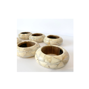 แหวนมุกสำหรับใส่กระดาษเช็ดปากแบบคลาสสิกแหวนทองเหลืองประดับมุกทรงกลมสำหรับอุปกรณ์ตกแต่งโต๊ะงานปาร์ตี้ - Product Image 1