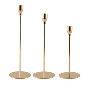 Support de bougie en métal plaqué or artisanal, aspect luxueux pour banquets et célébrations, support de bougie en métal compact pour table - Product Image 1