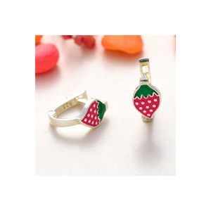 Orecchino per bambini fragola d'argento