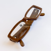 Lunettes en bois naturel pour les amateurs de luxe Style audacieux et élégant par Tradebyd