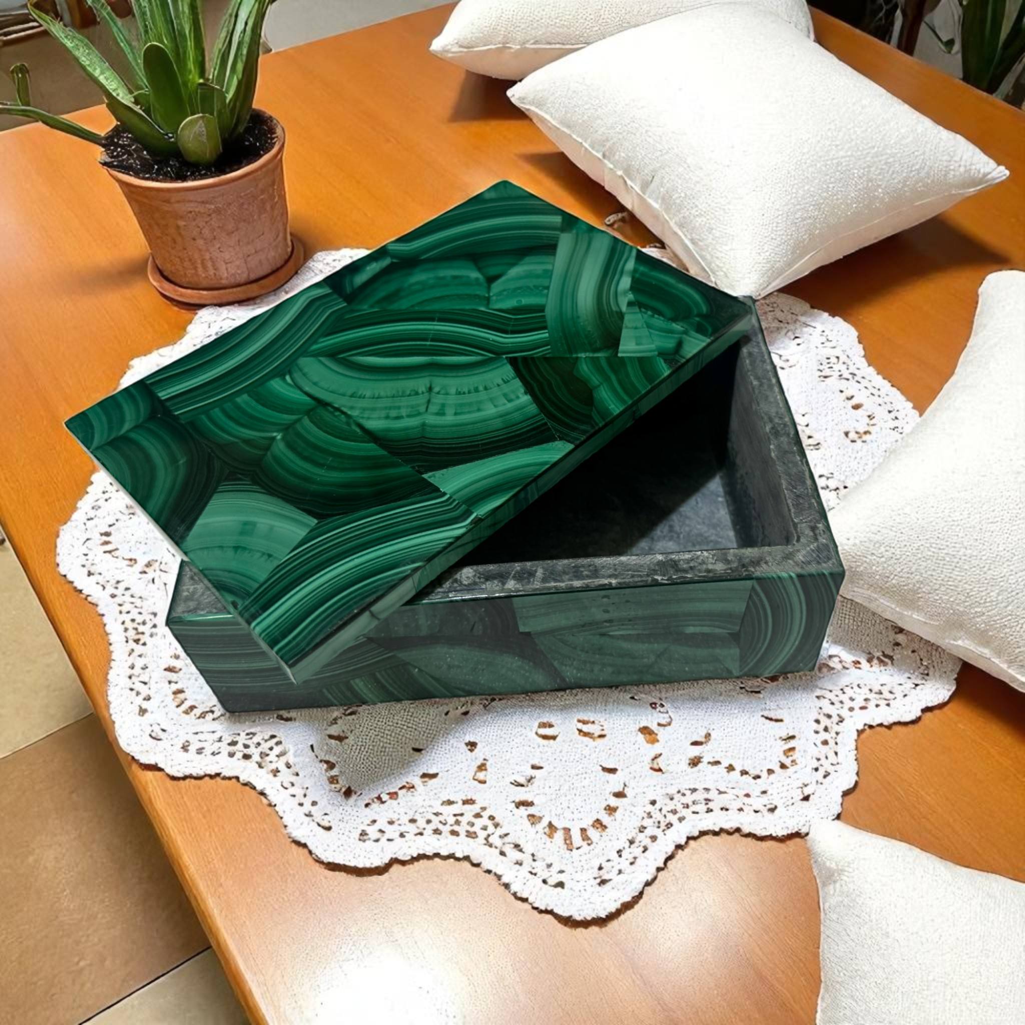 สีเขียว