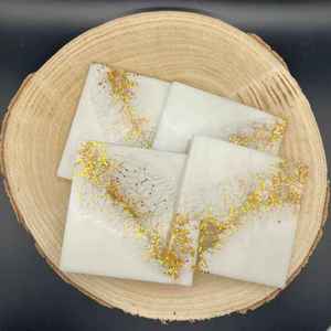 Posavasos de resina inspirados en el océano con alfombrillas epoxi hechas a mano con acabado brillante, ideales para mesa de centro y regalos costeros para el hogar - Product Image 4