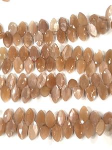 ลูกปัดมูนสโตนสีพีชธรรมชาติทรงมาร์คีส์เจียระไน ขนาด 7x14 มม. ความยาว 17 นิ้ว ร้อยเป็นเส้น ลูกปัดพลอยหรูหราทันสมัย - Product Image 6