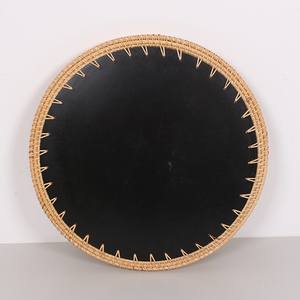 Plateau de service rond en nacre durable avec rotin, grand motif floral, fait à la main, vente en gros pour la cuisine, la table à manger - Product Image 2