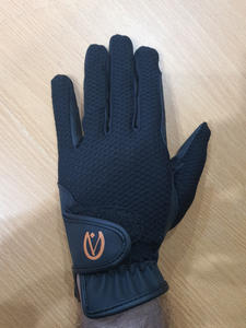 Gants de golf personnalisés du Pakistan Gants de golf durables et respirants en cuir synthétique tendance Gants de golf de Offre Spéciale qualité pour les professionnels - Product Image 3