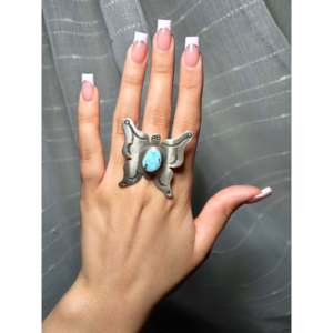Bague ajustable en turquoise Golden Hill et argent sterling, fabriquée à la main par des artisans Navajo, bijoux culturels de collection - Product Image 5