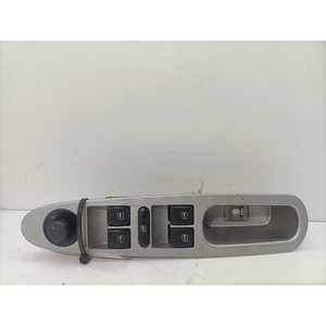 แผงปุ่มด้านหน้าซ้าย DR 1 ซีรีส์ที่ 1 734030039 SQR473F (09>14) - Product Image 1