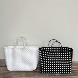 Bolso de mano tejido a mano para mujer, Cartera de mano de varias tallas - Product Image 2