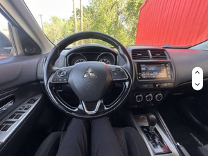 Venta rápida LHD/RHD 2019- Mitsubishi Outlander Sport SE - Product Image 2