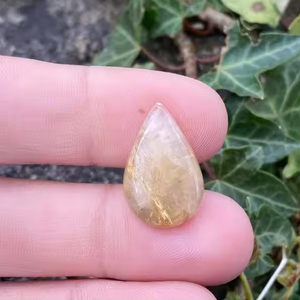 Poire Cut Forme 100% Naturel Doré Rutile Quartz Lisse Calibré Lâche Véritable Cabochon Pierre Précieuse Meilleur Pour Pendentifs En Vrac OEM - Product Image 1