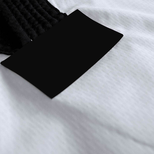 Vêtements de taekwondo légers en coton doux avec coupe flexible et coutures renforcées pour une utilisation professionnelle dans les arts martiaux - Product Image 6