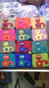 Mini porte-monnaie en feutre fait à la main pour dames à la mode fermeture à glissière unique fleur mignonne broderie coton doublure sangle unique - Product Image 2