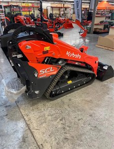 Cargadora de dirección deslizante Kubota SCL1000 usada, diésel, tipo oruga, naranja, equipo de construcción de servicio pesado, 75KW, 3 años de garantía - Product Image 6