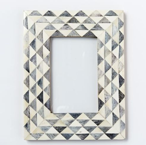 กรอบรูปที่ทันสมัยที่เติมเต็มบรรยากาศของบ้านหรือสำนักงานได้อย่างสวยงามในราคาขายส่ง - Product Image 1